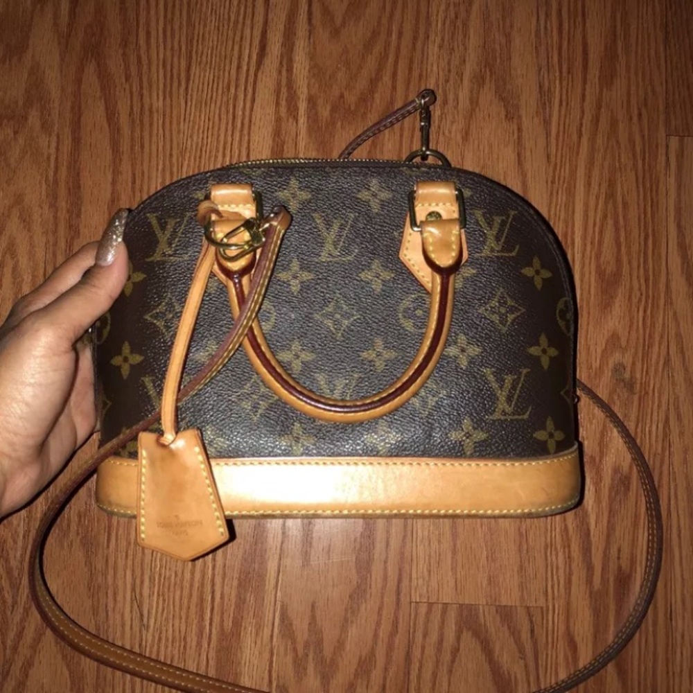 Pre owned Louis Vuitton purse